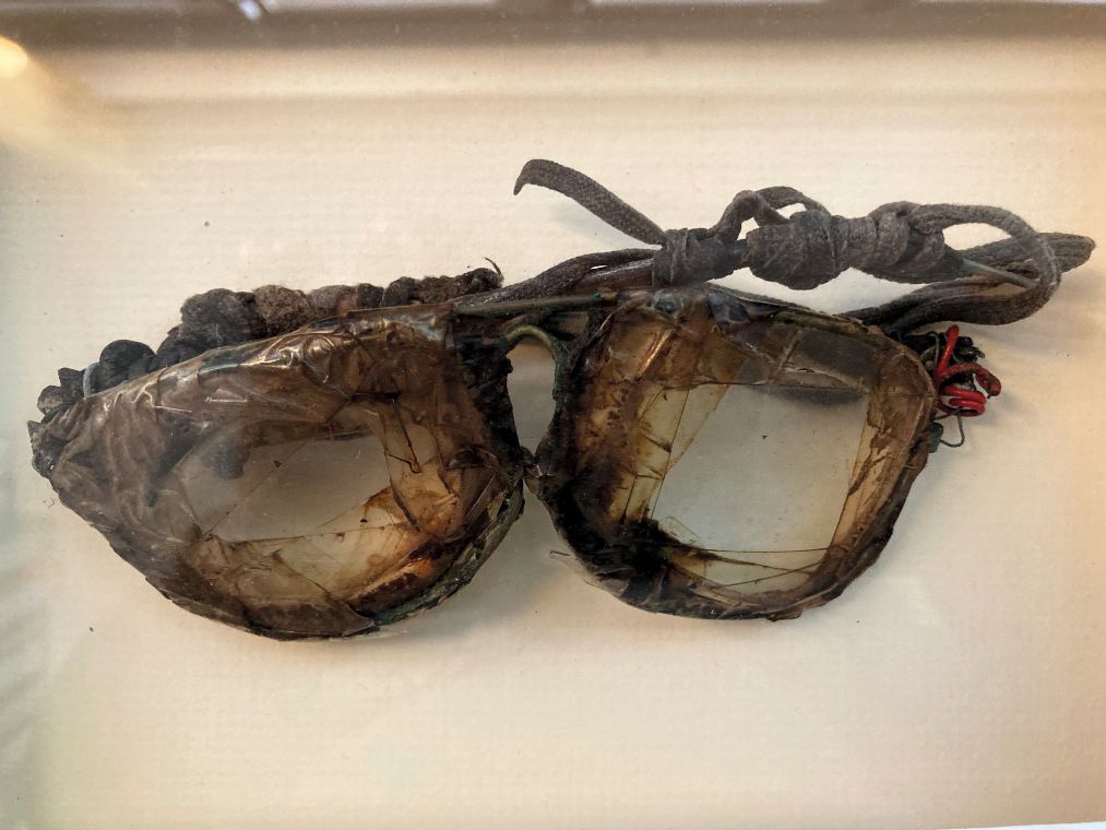 Eine geflickte Brille